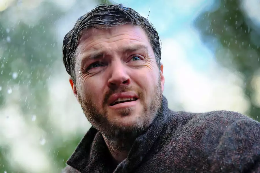 Cormoran Strike - galeria zdjęć - filmweb