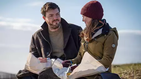 Cormoran Strike - galeria zdjęć - filmweb