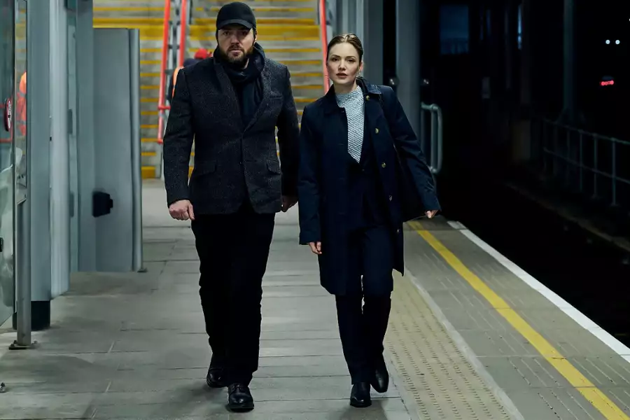 Cormoran Strike - galeria zdjęć - filmweb