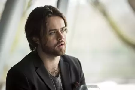 Cormoran Strike - galeria zdjęć - filmweb
