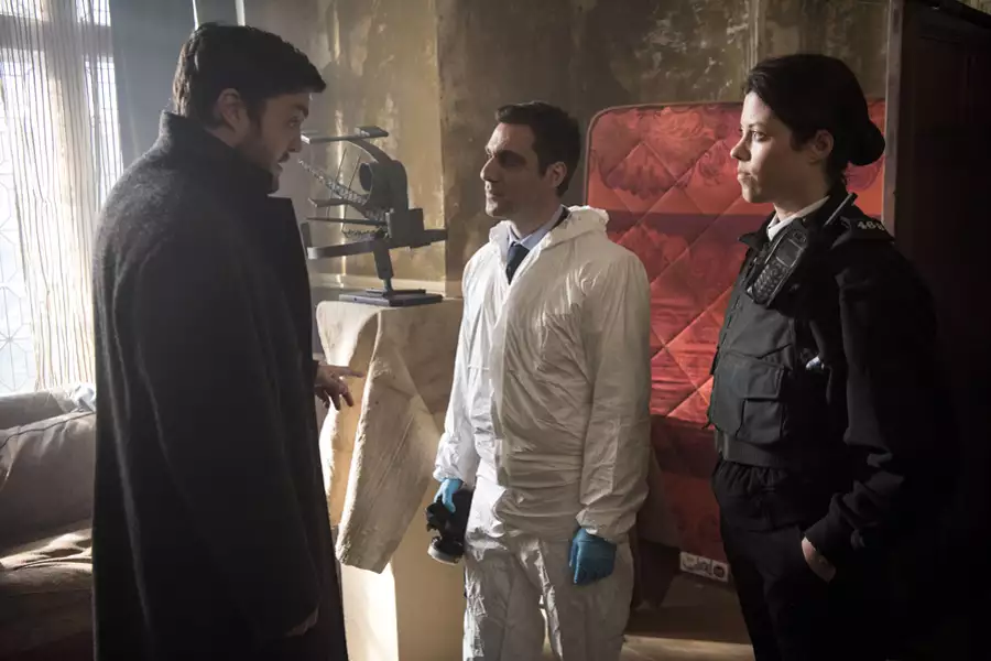 Cormoran Strike - galeria zdjęć - filmweb