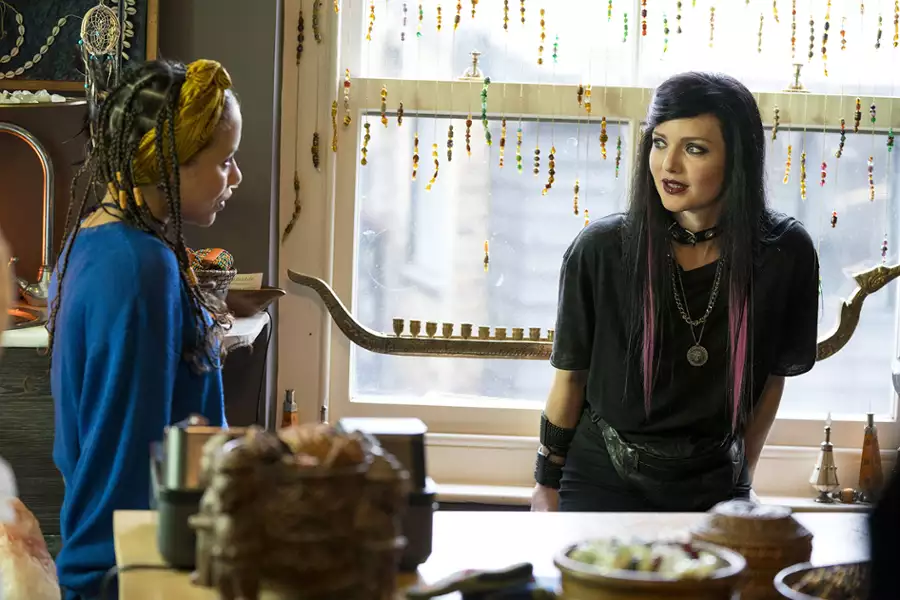 Cormoran Strike - galeria zdjęć - filmweb