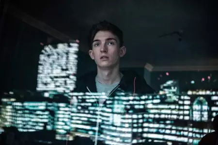 iBoy - galeria zdjęć - filmweb