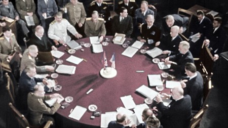 Sezon 1 Odcinek 10 Atak atomowy na Hiroszimę
