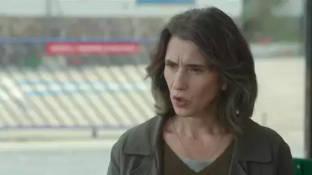 Sara: Kobieta cienia - galeria zdjęć - filmweb