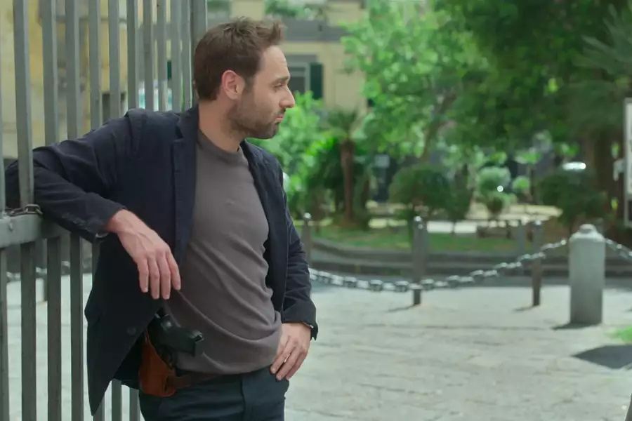 Sara: Kobieta cienia - galeria zdjęć - filmweb
