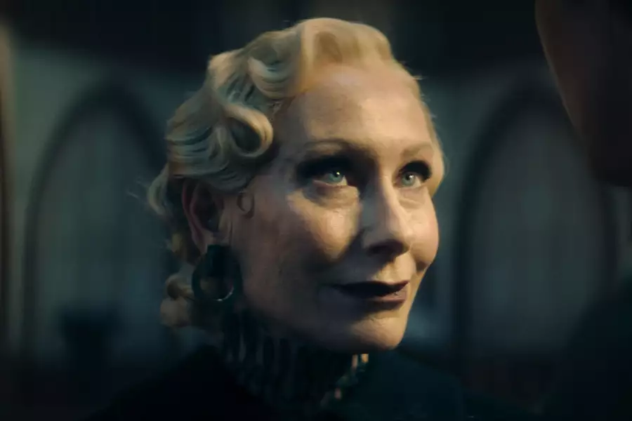 Pauline - galeria zdjęć - filmweb