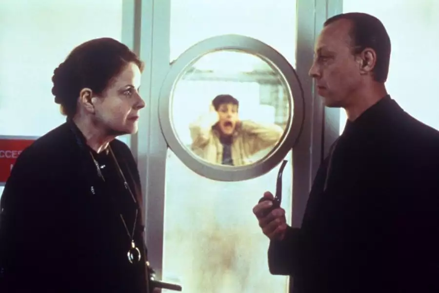 Amerykański wilkołak w Paryżu - galeria zdjęć - filmweb
