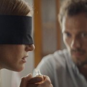 Krople Boga - galeria zdjęć - filmweb
