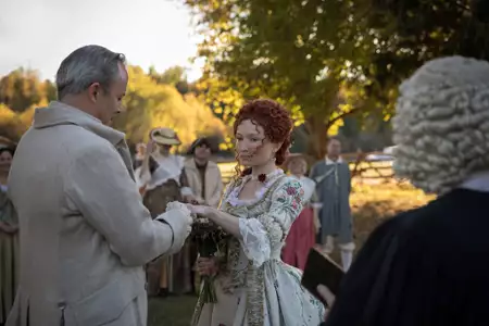 Amerykańscy Bogowie - galeria zdjęć - filmweb