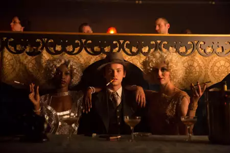 Amerykańscy Bogowie - galeria zdjęć - filmweb