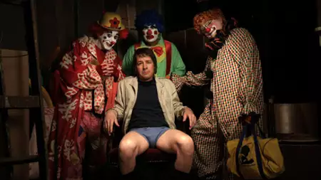 30 nocy paranormalnej aktywności z opętaną przez diabła dziewczyną z tatuażem - galeria zdjęć - filmweb