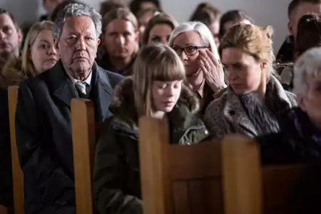 W pułapce - galeria zdjęć - filmweb