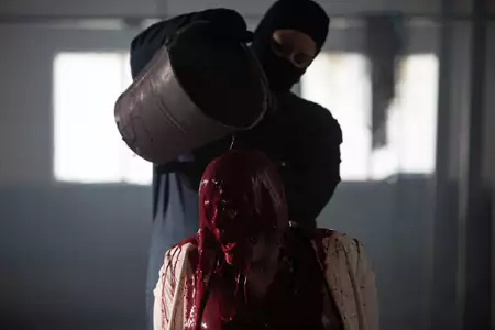 W pułapce - galeria zdjęć - filmweb