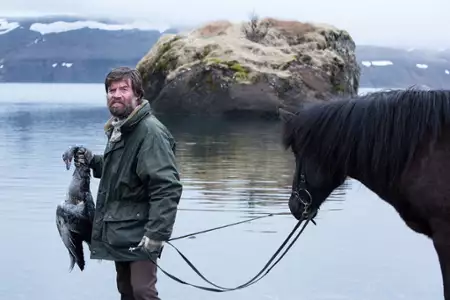 W pułapce - galeria zdjęć - filmweb