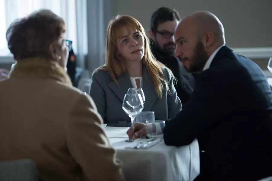 W pułapce - galeria zdjęć - filmweb