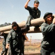 Niespotykane męstwo - galeria zdjęć - filmweb