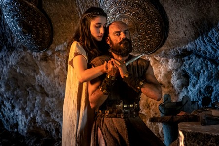 Sezon 1 Odcinek 3 Imperio