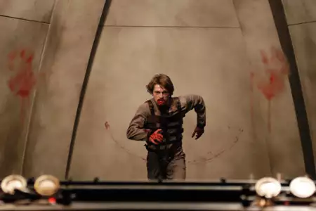 Istota doskonała - galeria zdjęć - filmweb