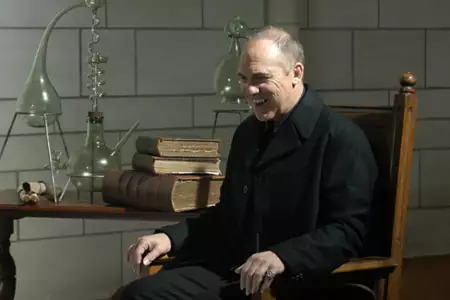 Istota doskonała - galeria zdjęć - filmweb