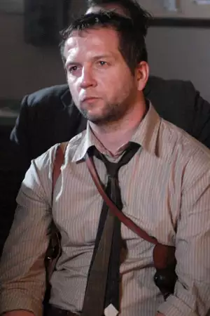 Istota doskonała - galeria zdjęć - filmweb
