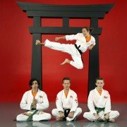 Kickin' It - galeria zdjęć - filmweb