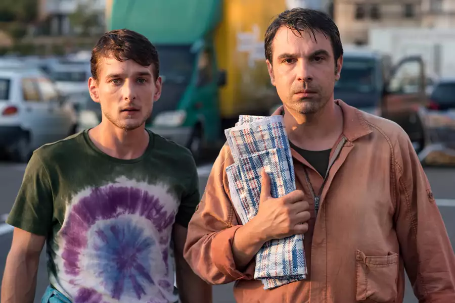 Trefny szmal - galeria zdjęć - filmweb