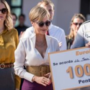 Bani negri - galeria zdjęć - filmweb