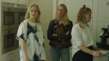 Leva Life - galeria zdjęć - filmweb
