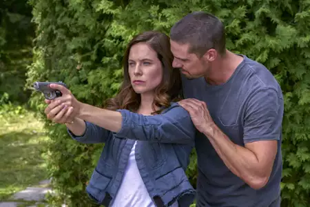Mary Kills People - galeria zdjęć - filmweb