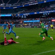 Onside: Major League Soccer - galeria zdjęć - filmweb