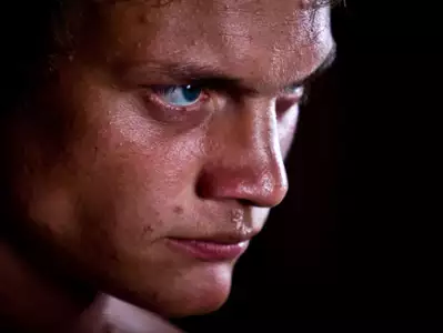 Chuzhaya - galeria zdjęć - filmweb
