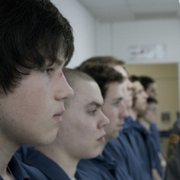 Czarny ptak - galeria zdjęć - filmweb
