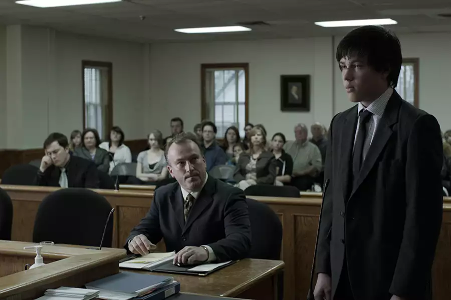 Czarny ptak - galeria zdjęć - filmweb