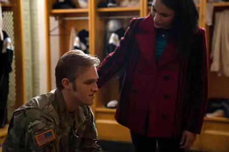 Falcon i Zimowy Żołnierz - galeria zdjęć - filmweb