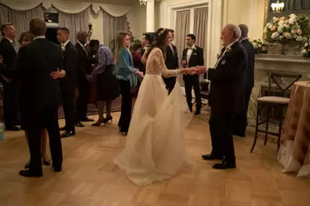 Nawiedzony dwór w Bly - galeria zdjęć - filmweb