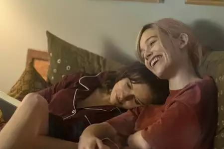 Nawiedzony dwór w Bly - galeria zdjęć - filmweb