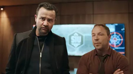 Code 404 - galeria zdjęć - filmweb