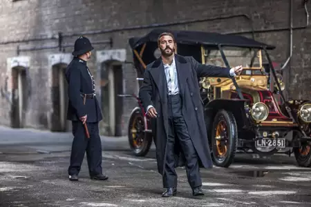 Pan Selfridge - galeria zdjęć - filmweb