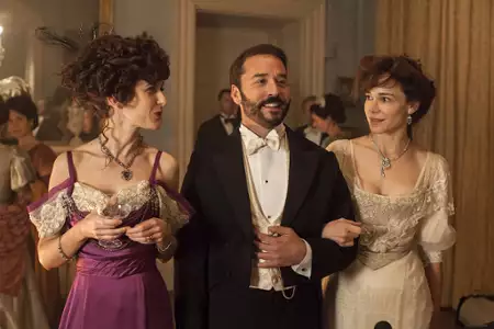 Pan Selfridge - galeria zdjęć - filmweb