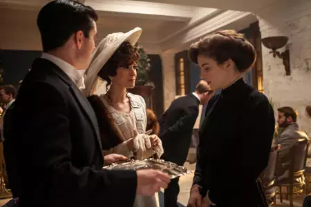 Pan Selfridge - galeria zdjęć - filmweb