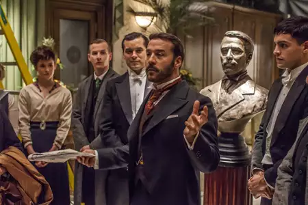 Pan Selfridge - galeria zdjęć - filmweb