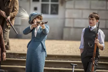 Pan Selfridge - galeria zdjęć - filmweb