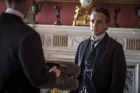 Pan Selfridge - galeria zdjęć - filmweb