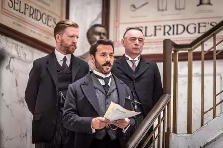 Pan Selfridge - galeria zdjęć - filmweb