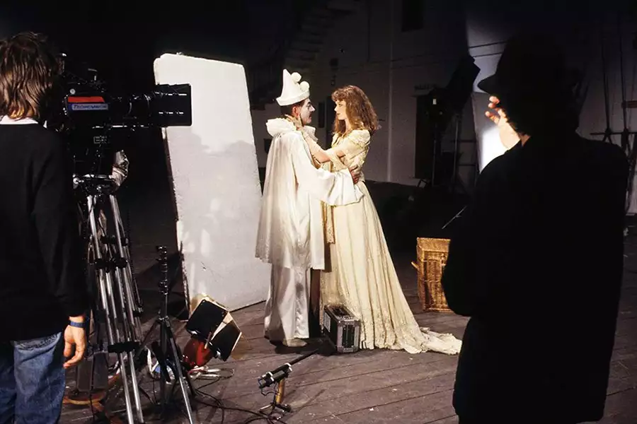 Aria - galeria zdjęć - filmweb