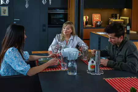 Szpital św. Anny - galeria zdjęć - filmweb