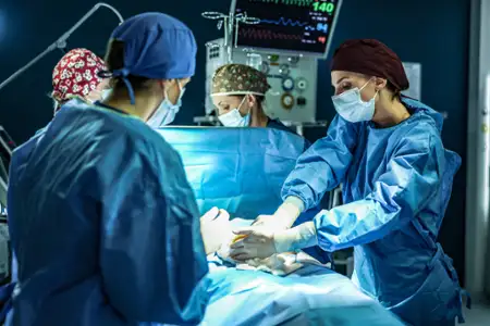Szpital św. Anny - galeria zdjęć - filmweb