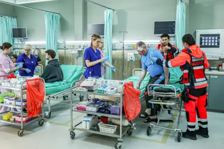 Szpital św. Anny - galeria zdjęć - filmweb