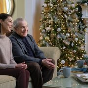 A Little Christmas Charm - galeria zdjęć - filmweb